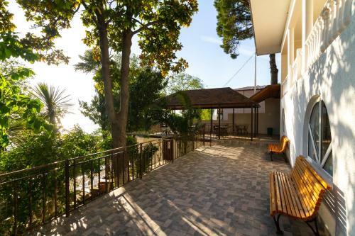 Hostal Zhasmin Guest House