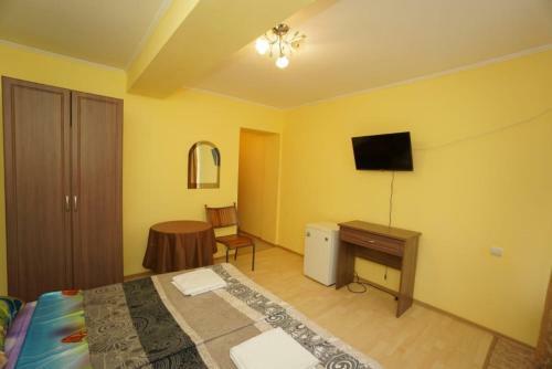 Aleandr Hotel