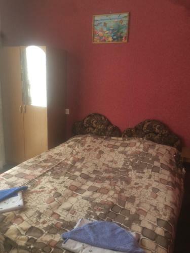 Hostal Azalia Guest House