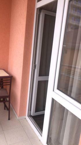 Hostal Azalia Guest House