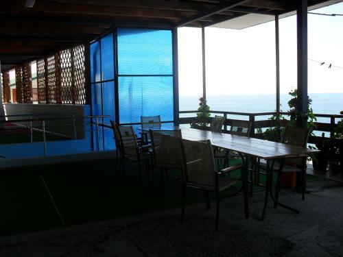 Hostal Guest House Iraida