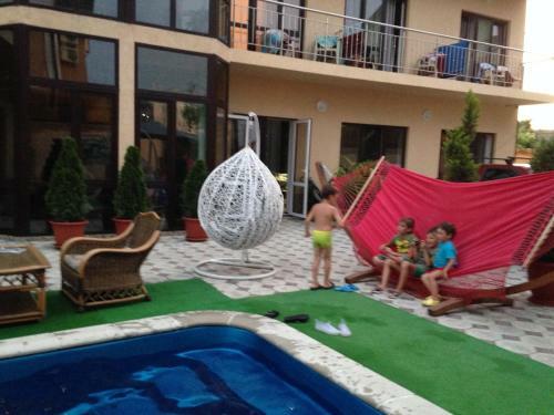 Hostal Guest House 4 Sezona