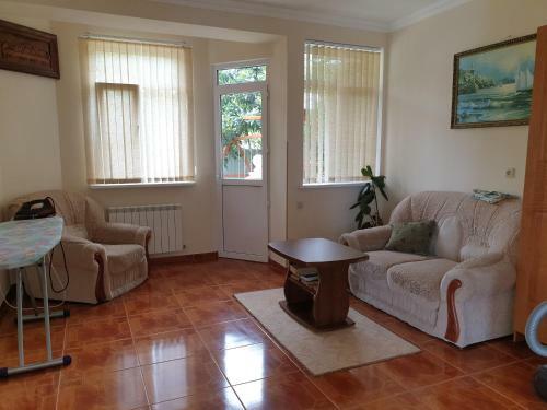 Hostal Guest House Zhemchuzhinaloo
