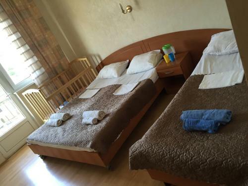 Cosy Hostel On Dekabristov 103b