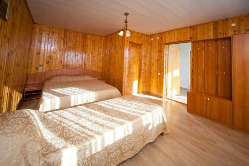 Hostal Lera Guest House