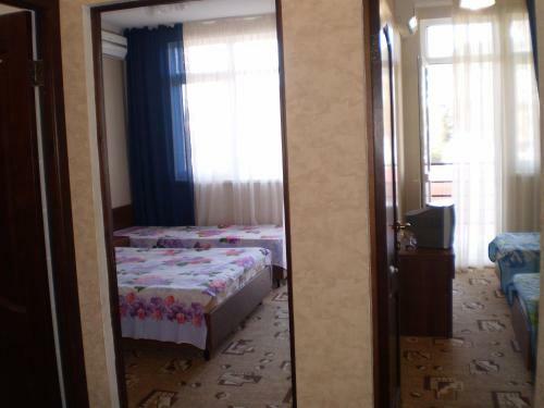 Hostal Guest House Almira