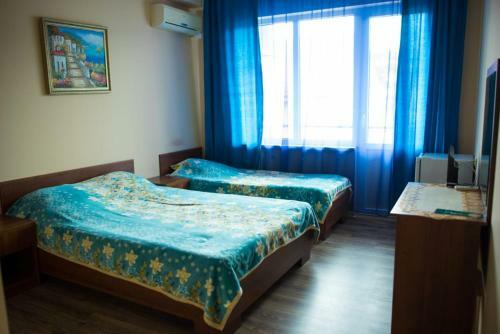 Hostal Guest House Almira