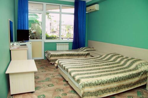 Hostal Guest House Almira