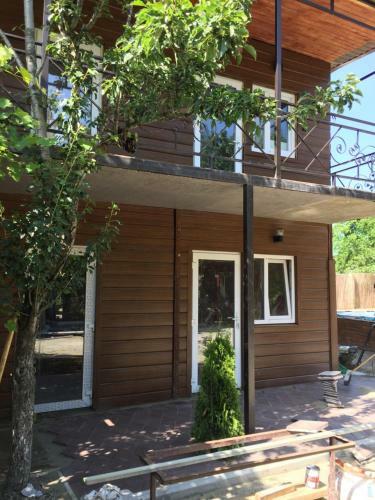 Hostal Oleniy Ruchey Guest House