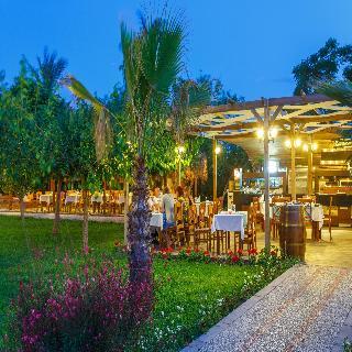 Novia Lucida Beach Hotel