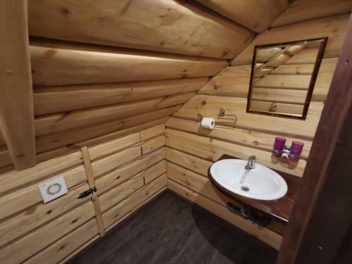 Posada Zhukova Gora