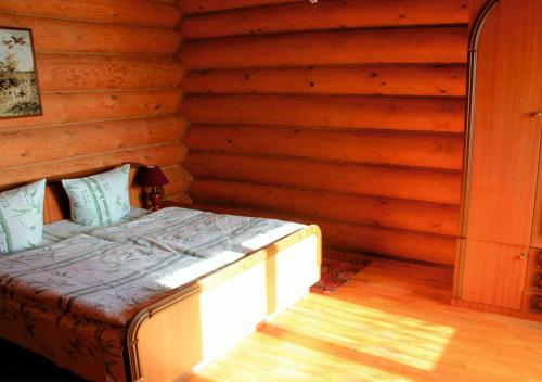 Seliger Cottage