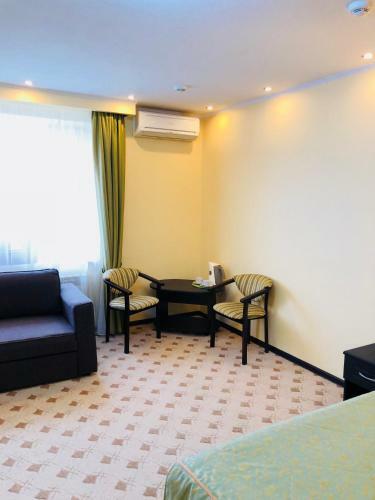 Hostal Guest Hotel Platan