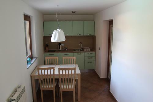 Zoi Apartments