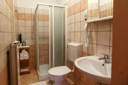 Hostal Guesthouse Risnik