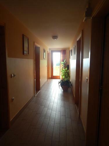 Hostal Guest House Pr Ambru?arju