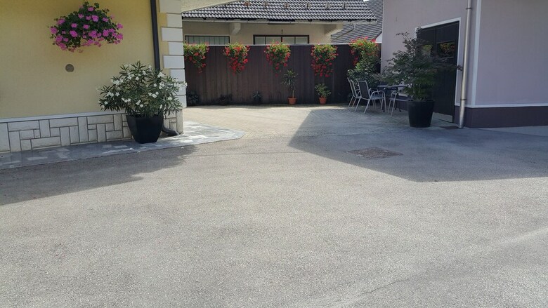Bed & Breakfast Rooms & Apartments Kepic