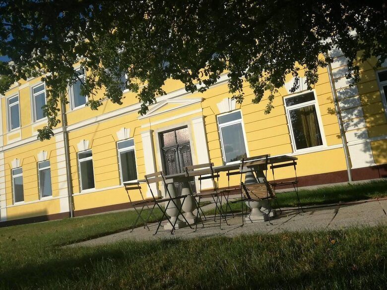 Hostal Old School Villa