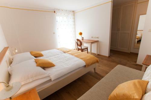 Hostal Casa Krasna Guest House