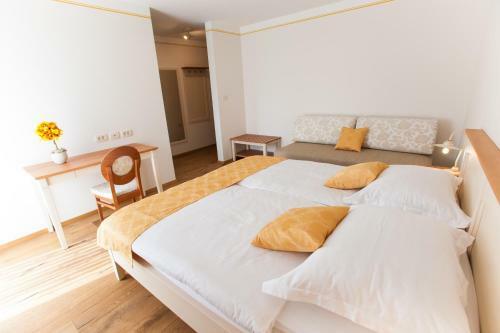 Hostal Casa Krasna Guest House