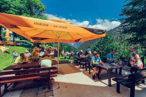 Hostal Guest House Hermanov Hram