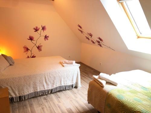 Hostal Encijan Apartments