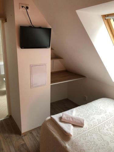 Hostal Encijan Apartments