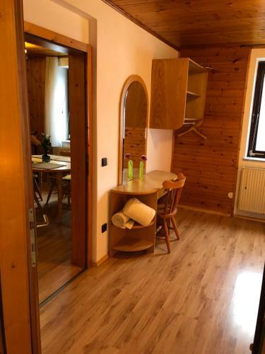 Hostal Encijan Apartments