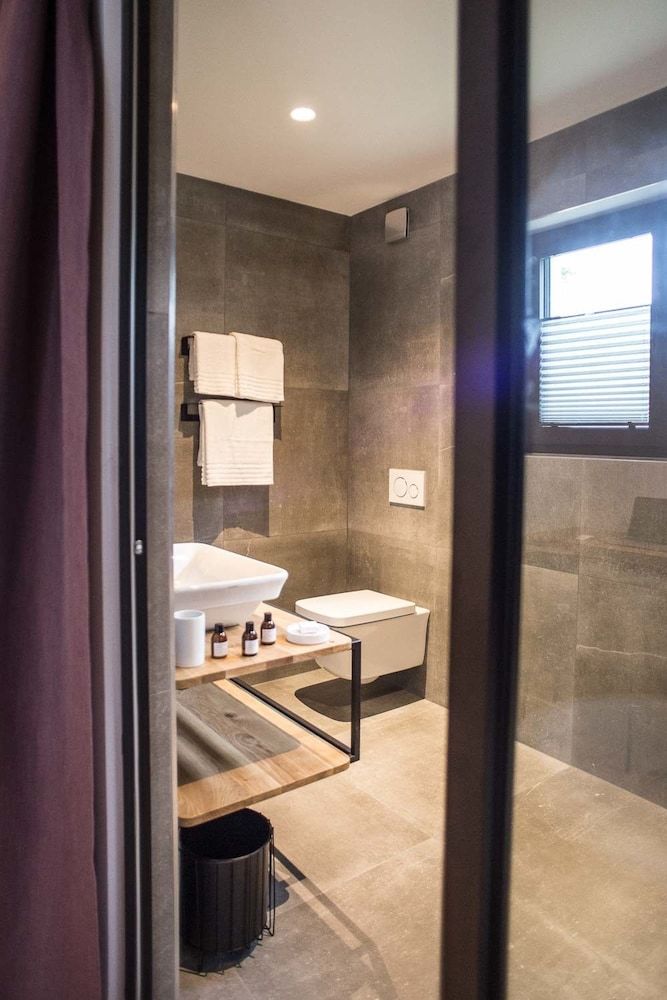 Vault Hotel