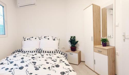 Hostal Lina Rooms