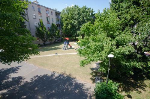 Apartment Near The Train Station