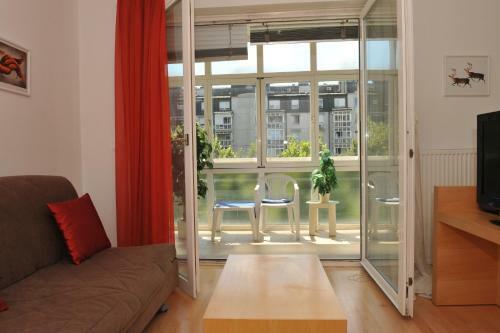 Apartment Bor Tour As