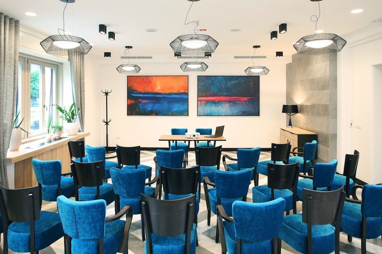 Urban Hotel