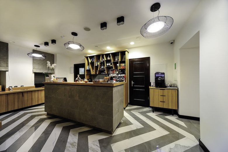 Urban Hotel