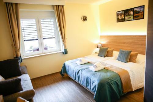 Hostal Guest House Vila Moj Mir