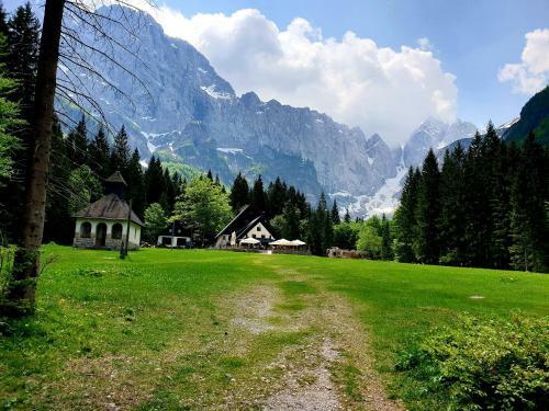 Hostal Guest House Vila Moj Mir