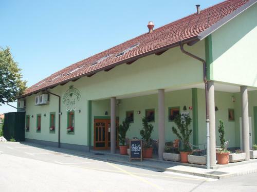 Bed & Breakfast Motel Divjak