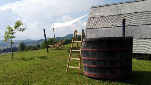 Glamping - Ekolo?ka Kmetija Kozman