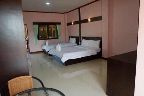 Nakarin Hotel