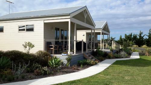 Bed & Breakfast Bass Coast Country Cottages