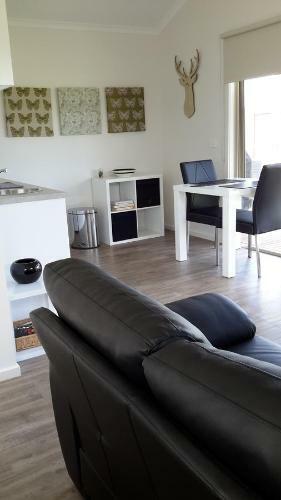Bed & Breakfast Bass Coast Country Cottages