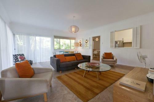 Ron's Beach House