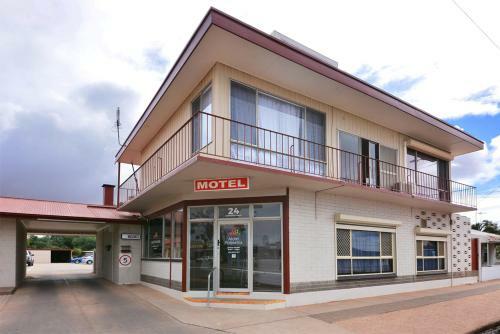 Motel Poinsettia