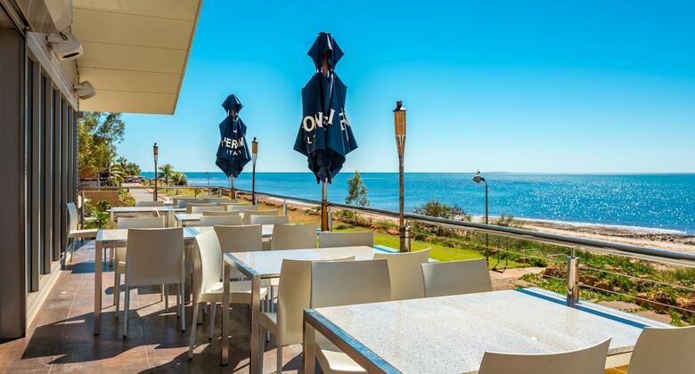 Hotel Onslow Beach Resort