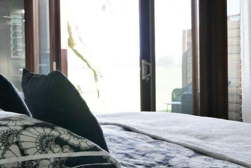 Bed & Breakfast The Willows B N B