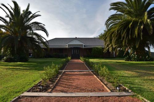 Bed & Breakfast The Willows B N B