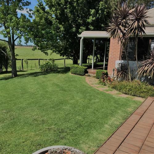 Bed & Breakfast The Willows B N B