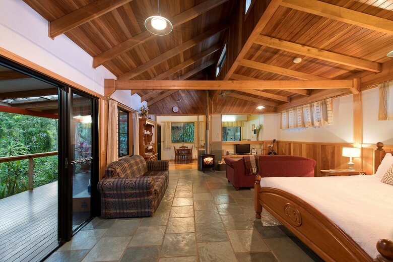 Lodge Sharlynn By The River