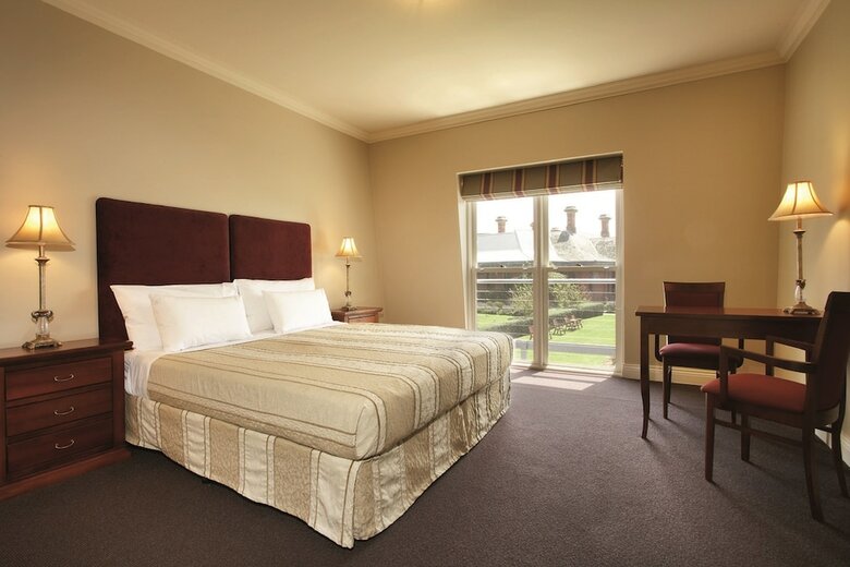 Hotel Cleveland Winery
