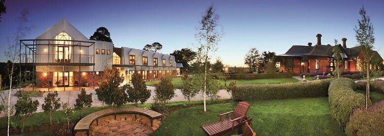 Hotel Cleveland Winery